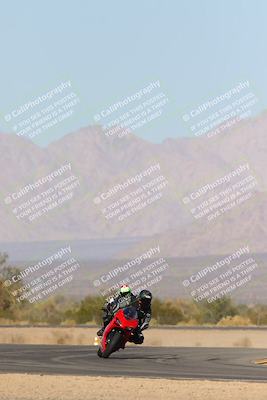 media/Dec-09-2023-SoCal Trackdays (Sat) [[76a8ac2686]]/Turn 4 Set 1 (1120am)/